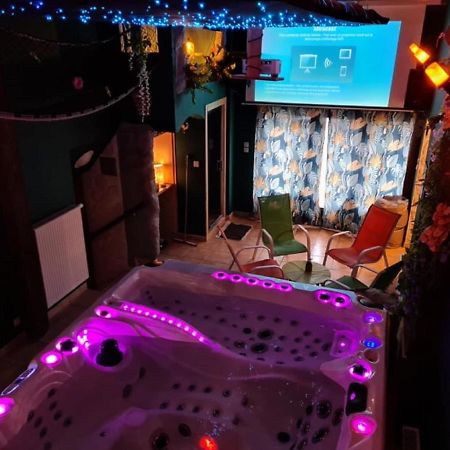 Villa Maelio Jacuzzi Sauna Et Salle De Jeux - Privatif Saint-Maurice  Екстериор снимка